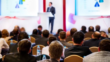 Learn Public Speaking – Speaking Under Pressure